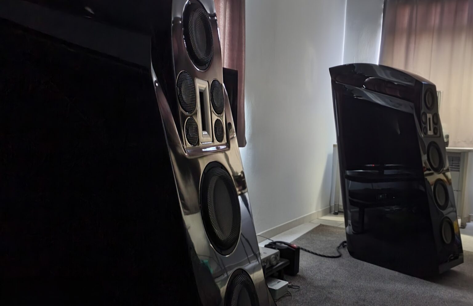 Project ENA Noema flagship accuton drivers loudspeakers close up ultra